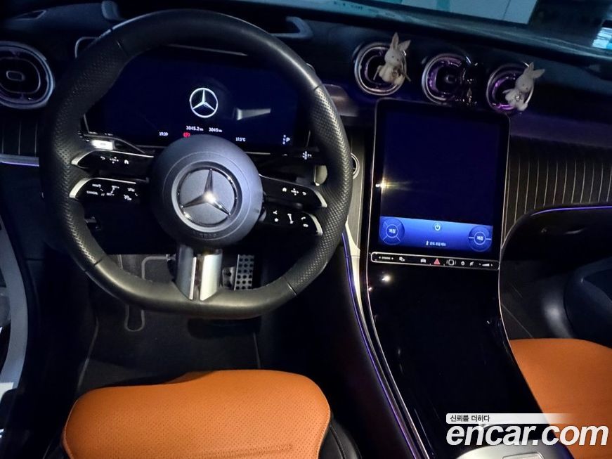 Mercedes-Benz GLC-Class 2025