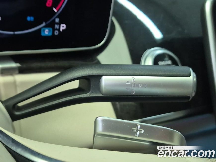 Mercedes-Benz S-Class 2021