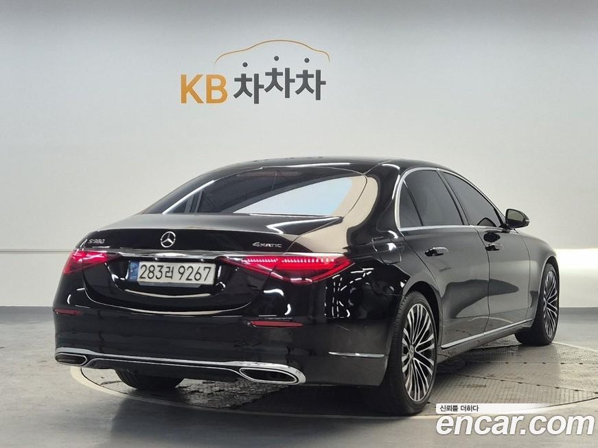 Mercedes-Benz S-Class 2021