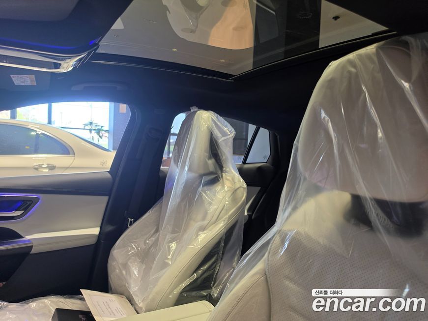 Mercedes-Benz GLC-Class 2024