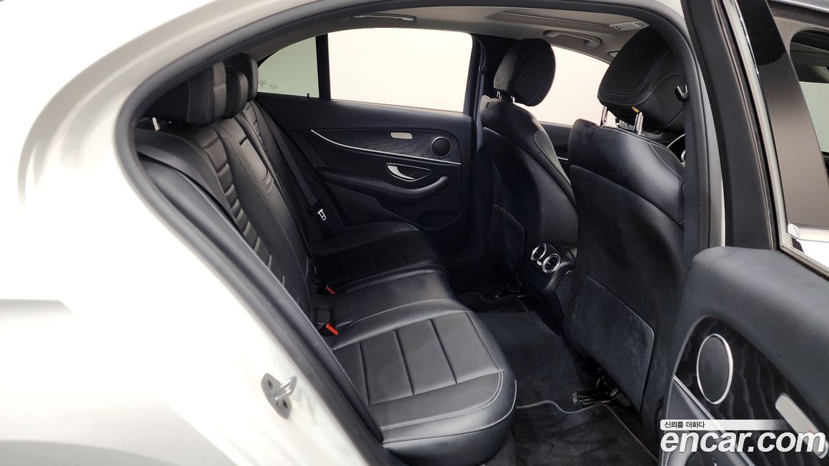 Mercedes-Benz E-Class 2019