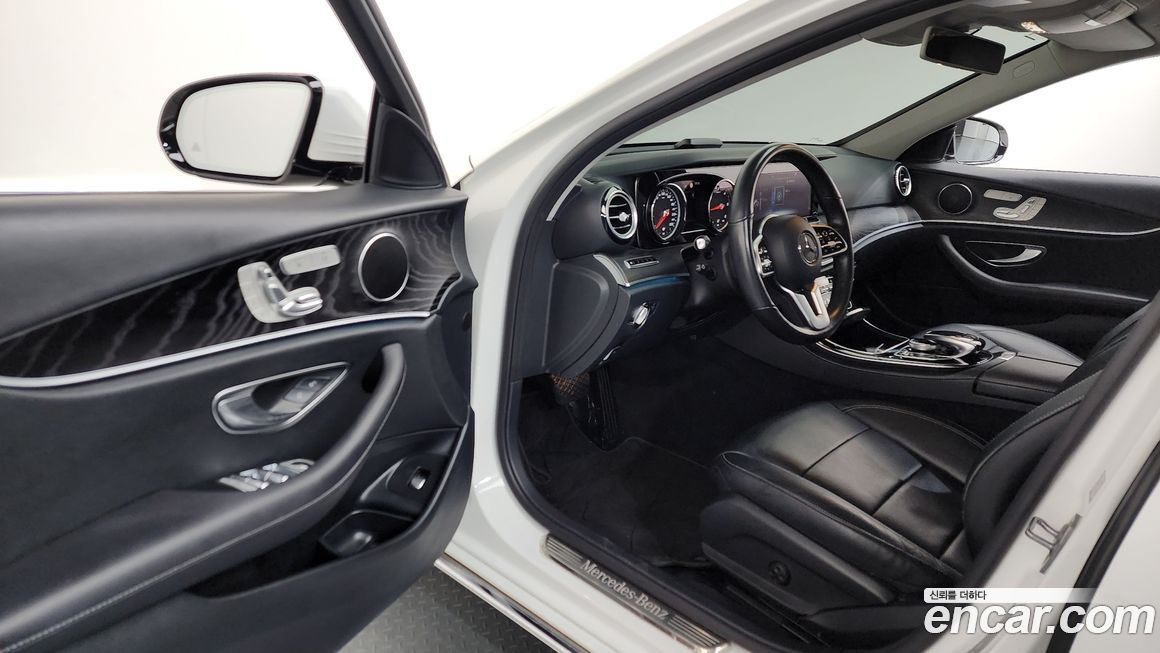 Mercedes-Benz E-Class 2019