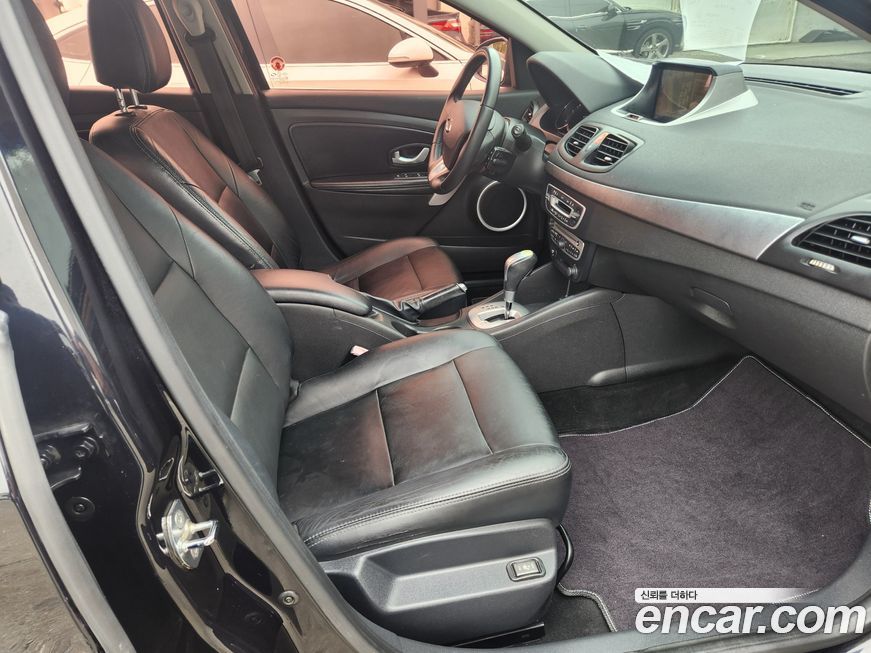 Renault-KoreaSamsung SM3 2010