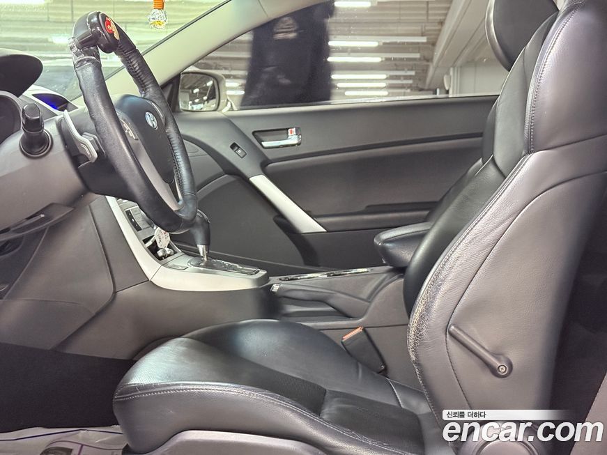 Hyundai Genesis 2010