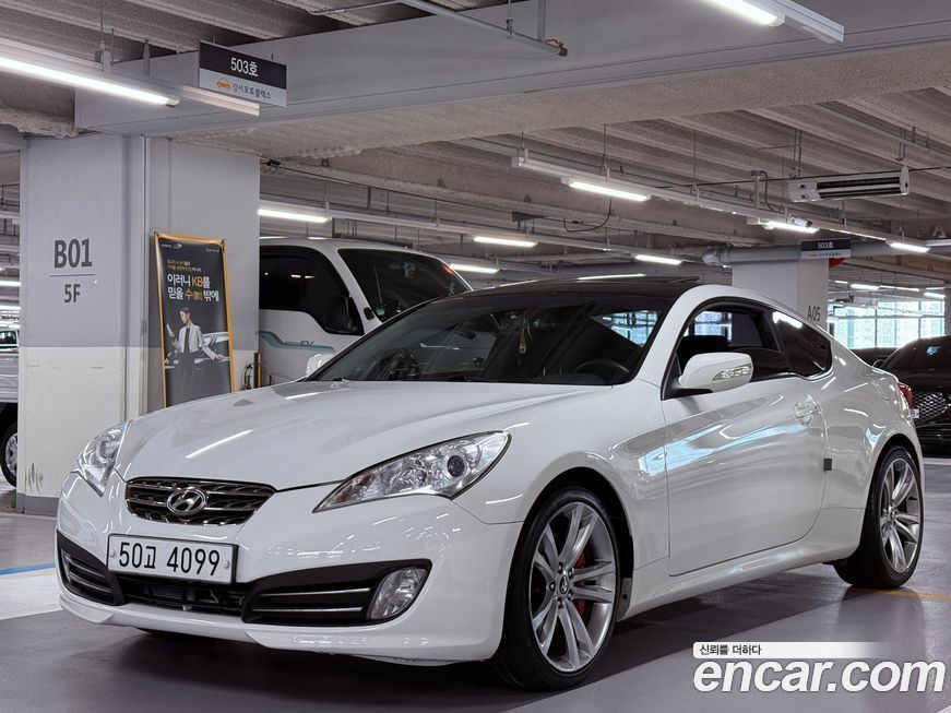 Hyundai Genesis 2010