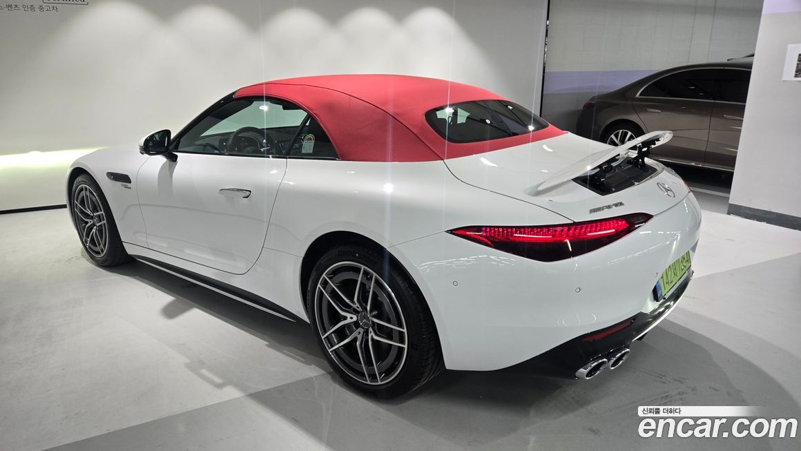 Mercedes-Benz SL-Class 2025