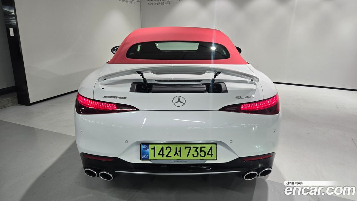 Mercedes-Benz SL-Class 2025