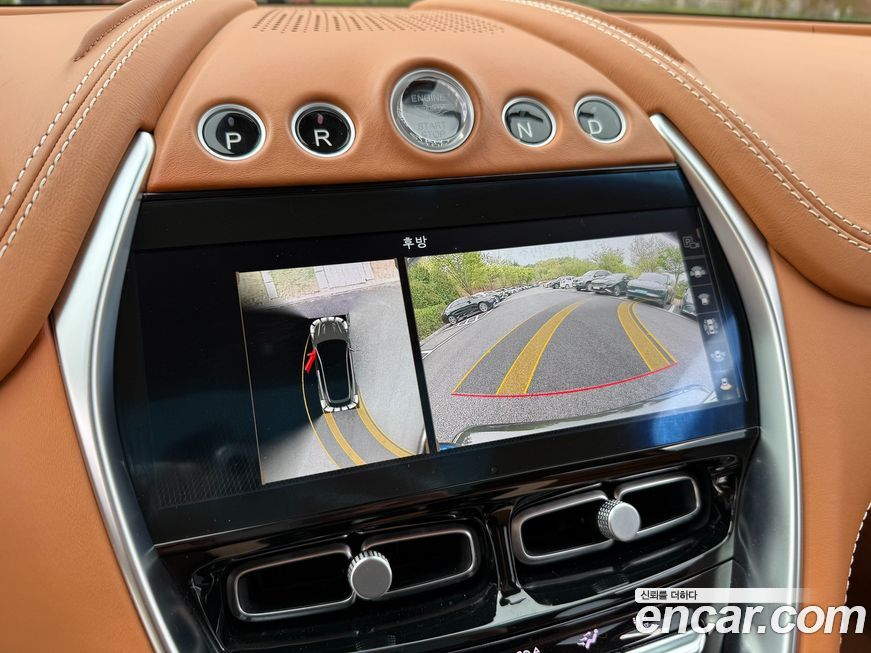 Astonmartin DBX 2021