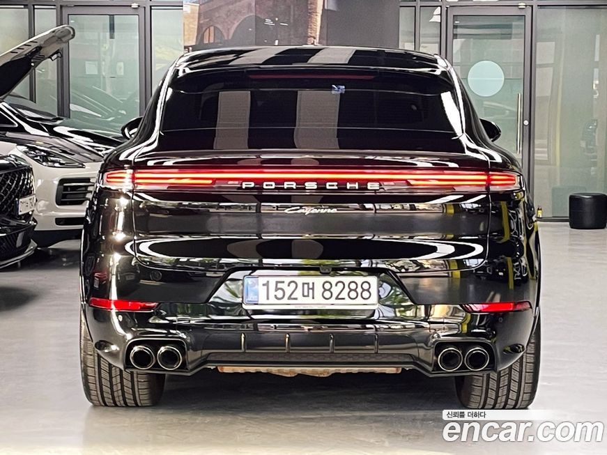 Porsche Cayenne 2025