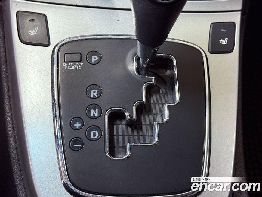 Hyundai Genesis 2010