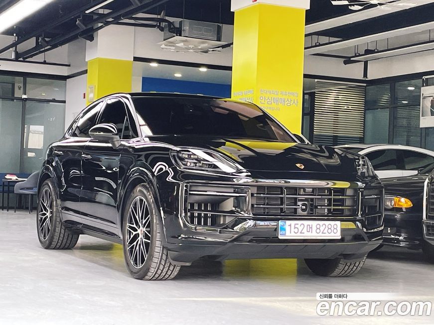 Porsche Cayenne 2025