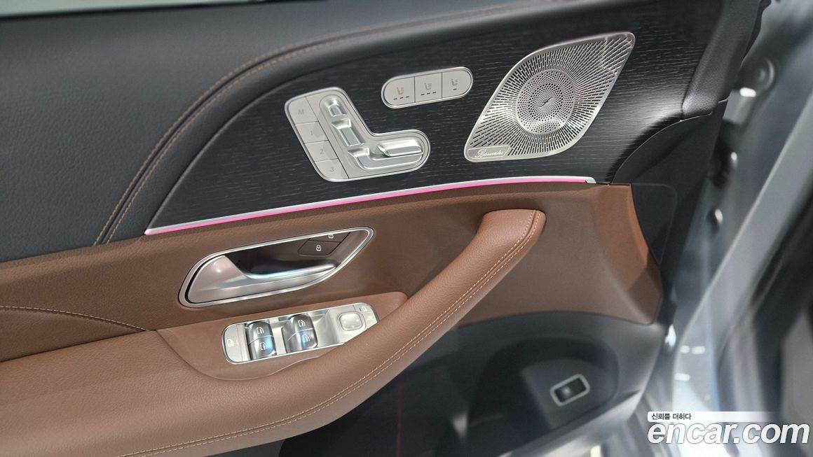 Mercedes-Benz GLE-Class 2025