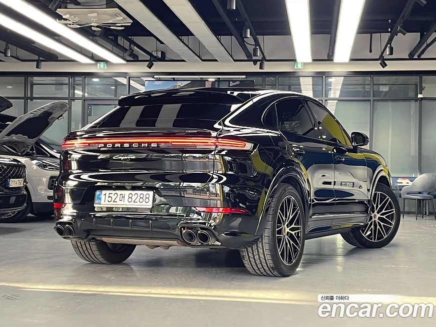 Porsche Cayenne 2025