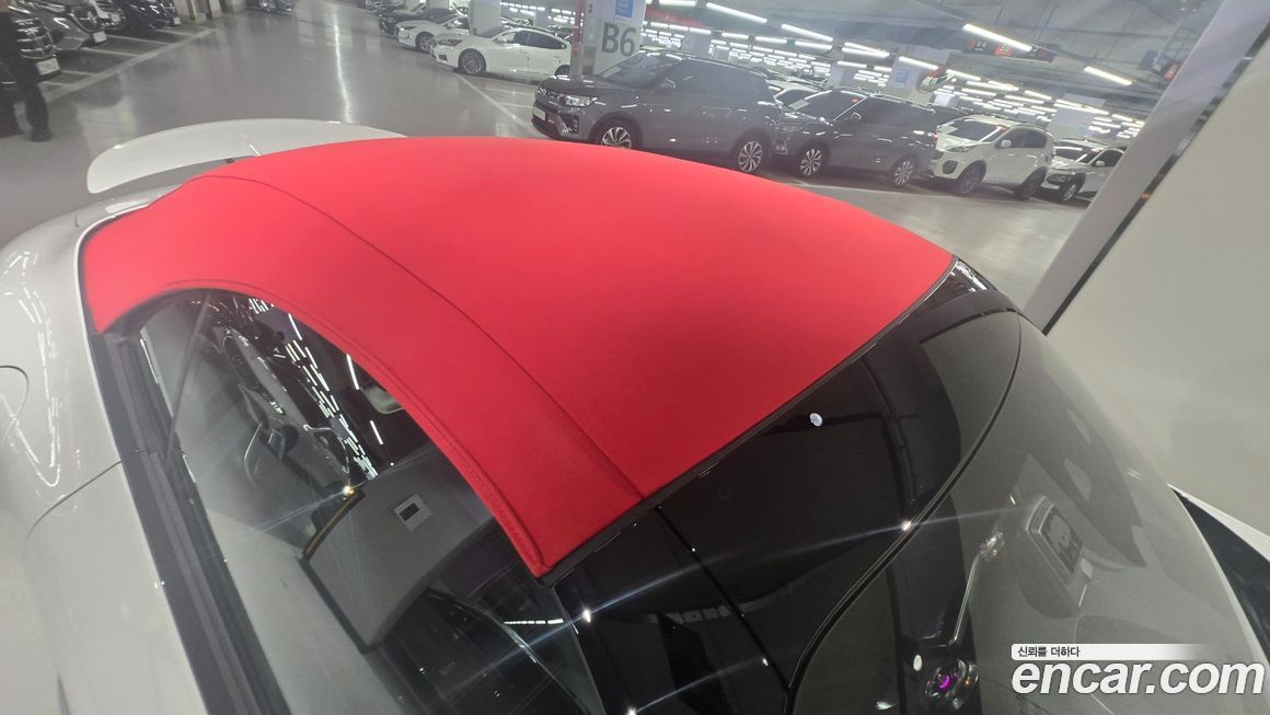 Mercedes-Benz SL-Class 2025