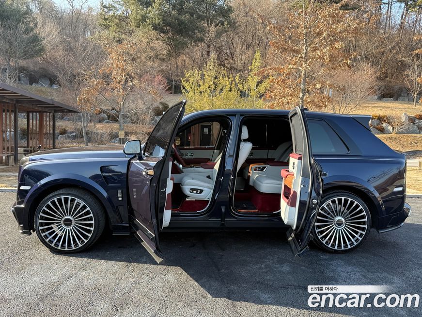 Rolls-Royce Cullinan 2020