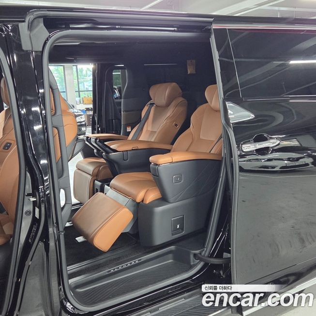 Toyota Alphard 2025