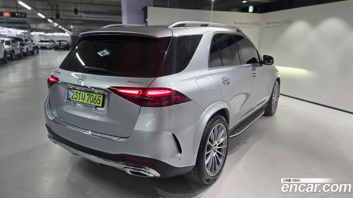 Mercedes-Benz GLE-Class 2025