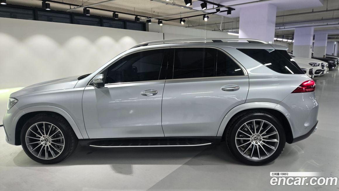 Mercedes-Benz GLE-Class 2025