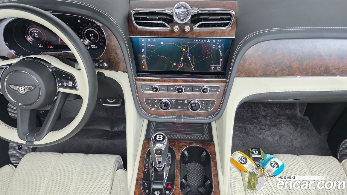 Bentley Bentayga 2025