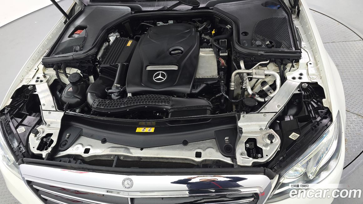 Mercedes-Benz E-Class 2017