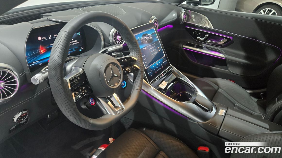 Mercedes-Benz SL-Class 2025