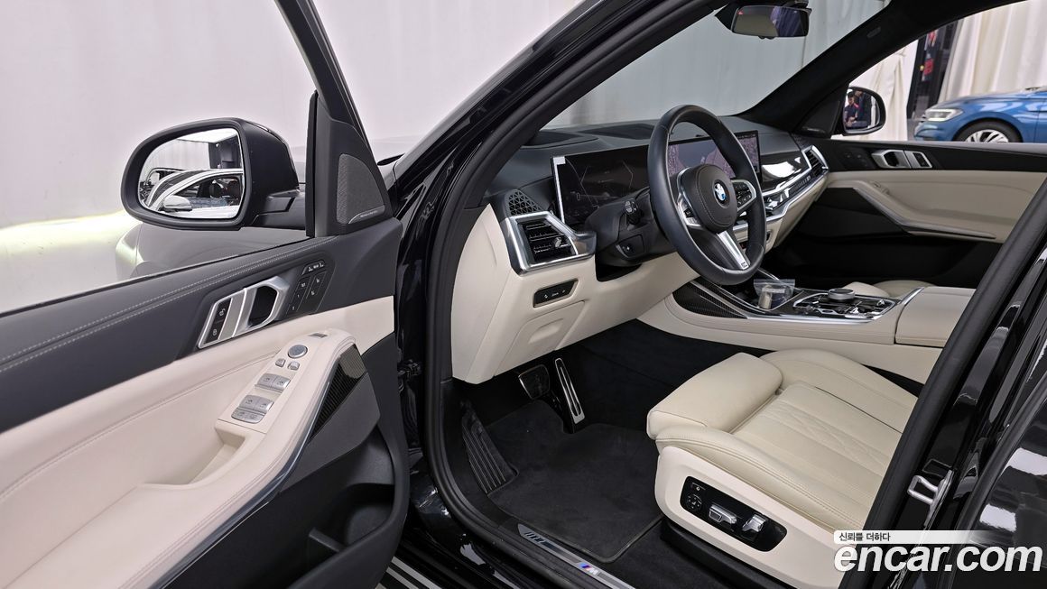 BMW X7 2025