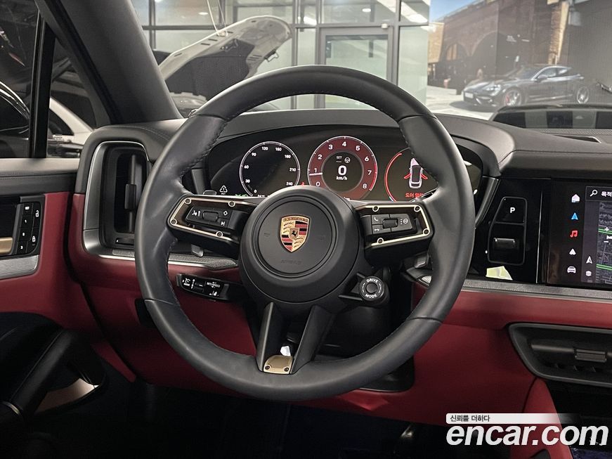 Porsche Cayenne 2025