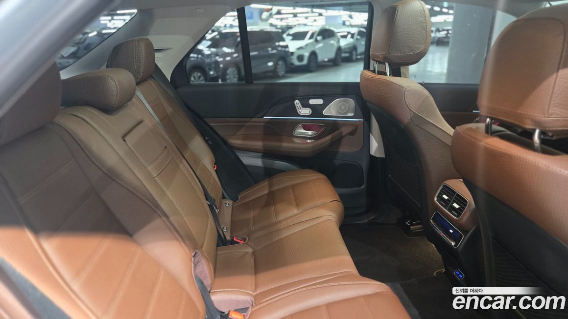 Mercedes-Benz GLE-Class 2025