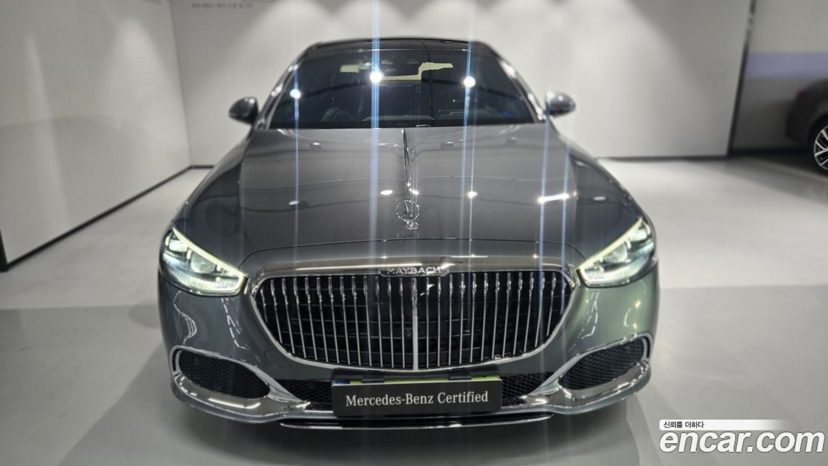 Mercedes-Benz S-Class 2025