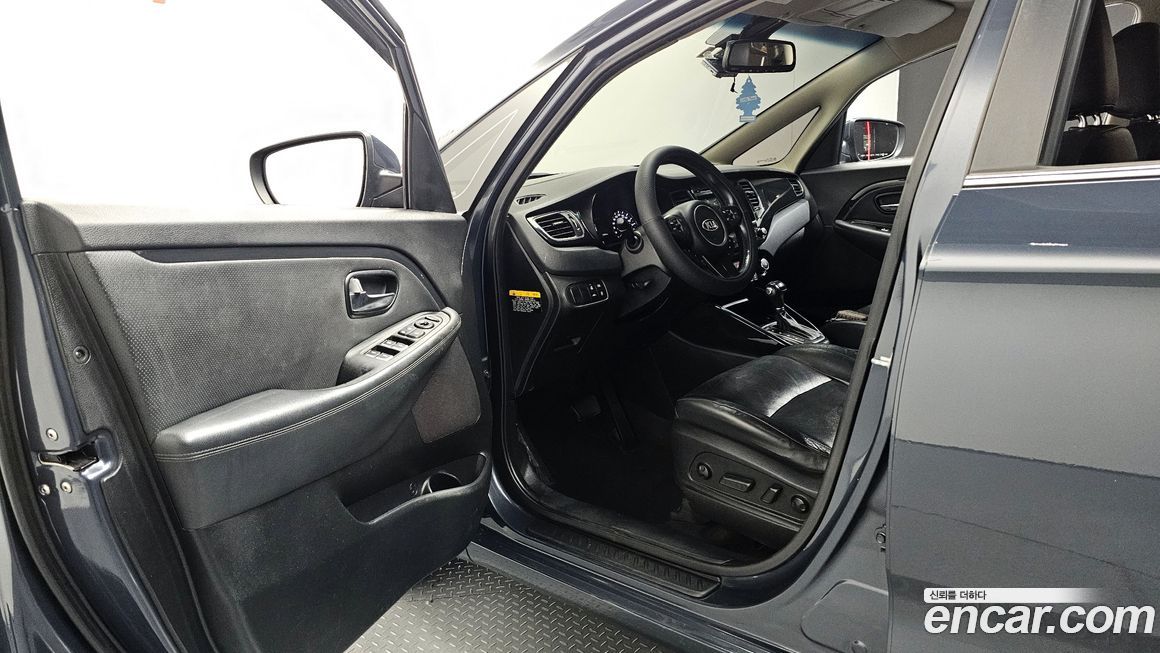 Kia Carens 2015