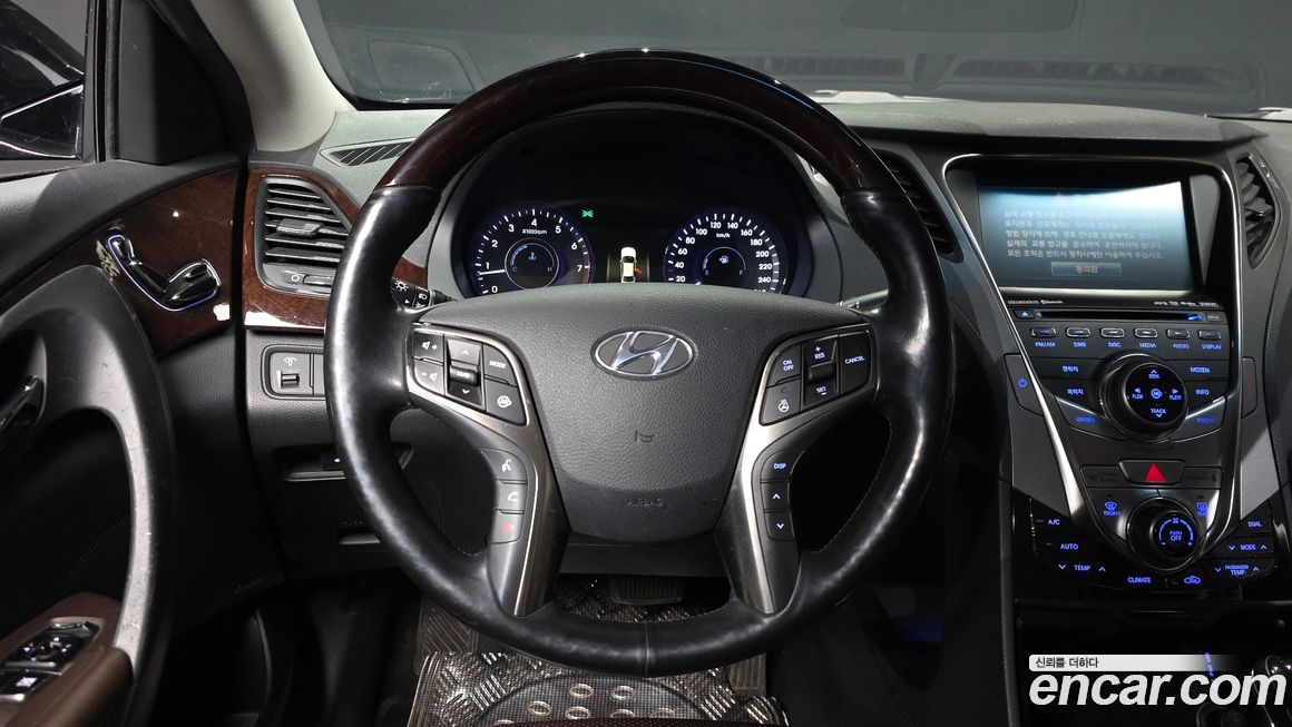 Hyundai Grandeur 2011