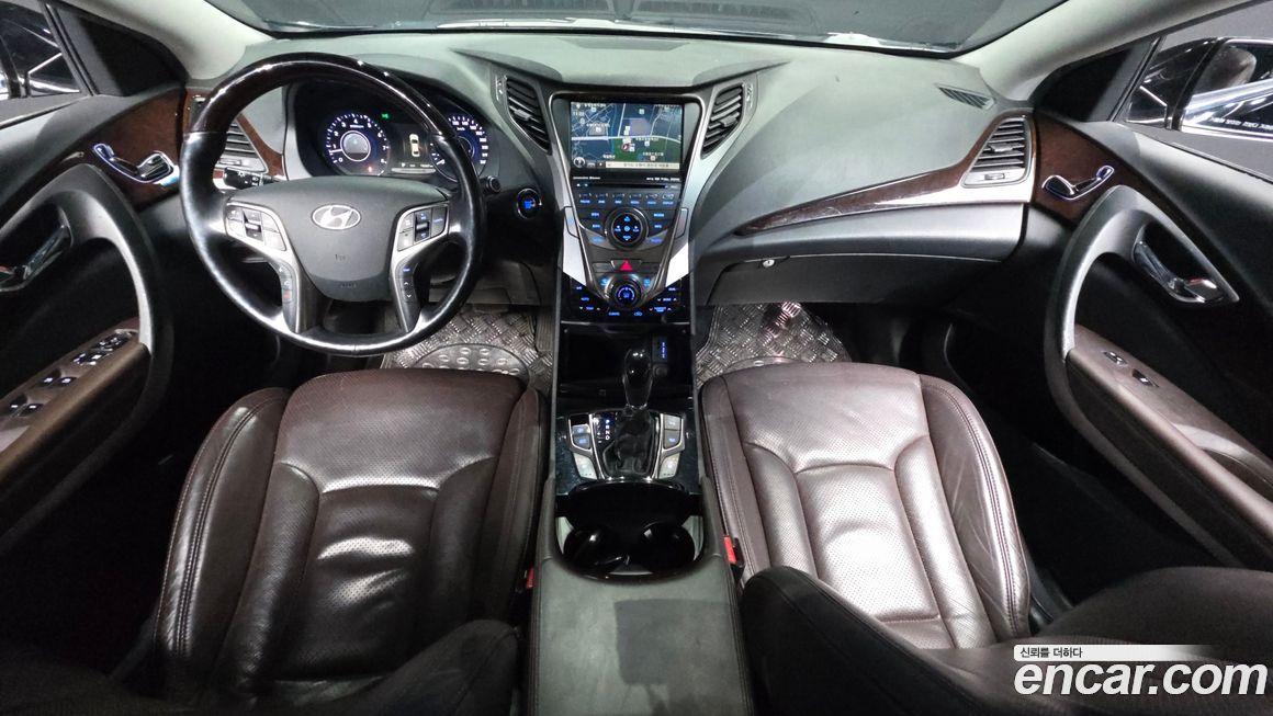 Hyundai Grandeur 2011