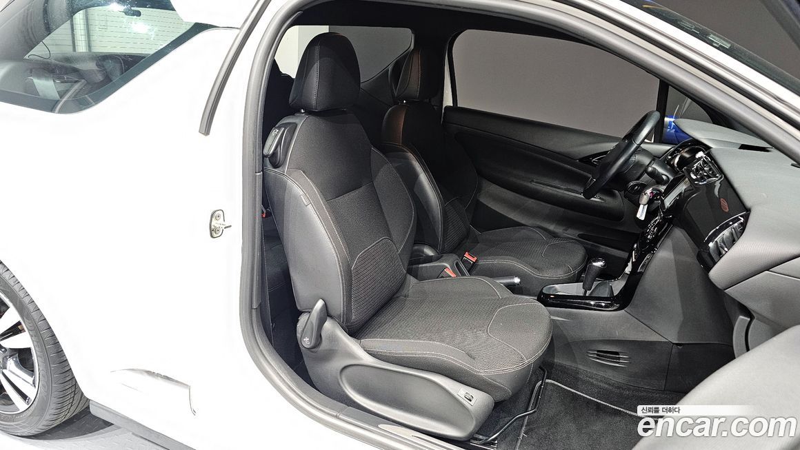 Citroen-DS DS3 2013