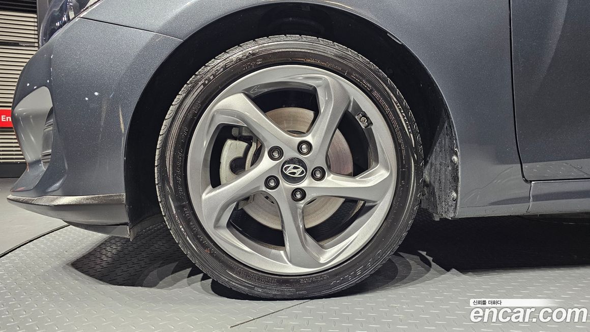 Hyundai Veloster 2018