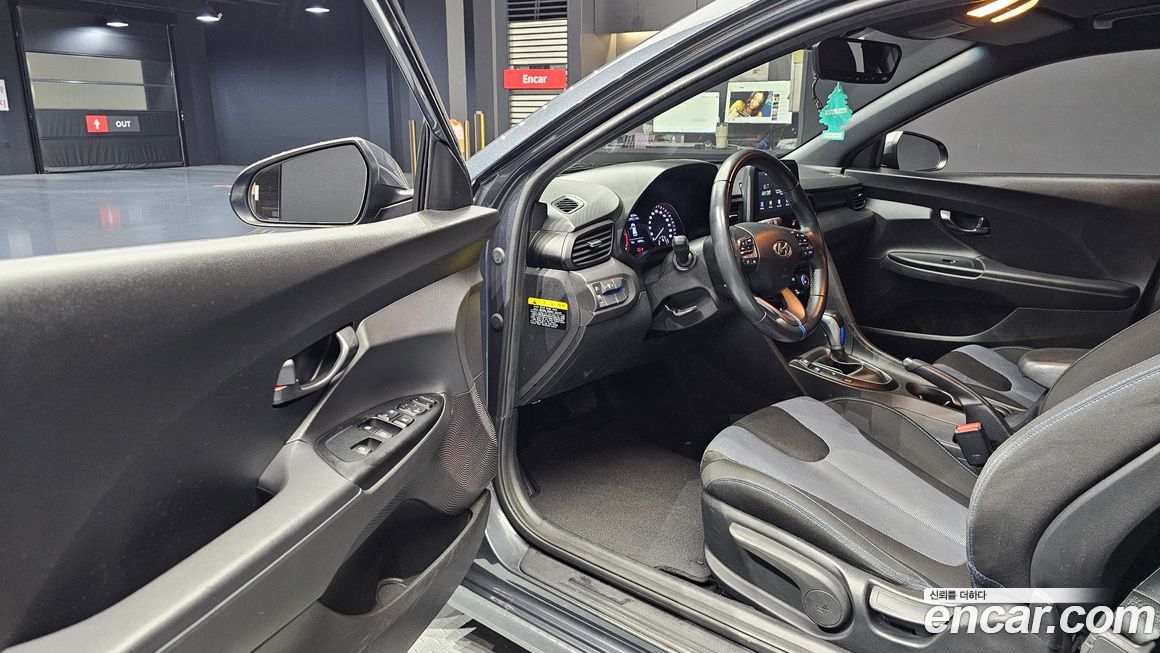 Hyundai Veloster 2018