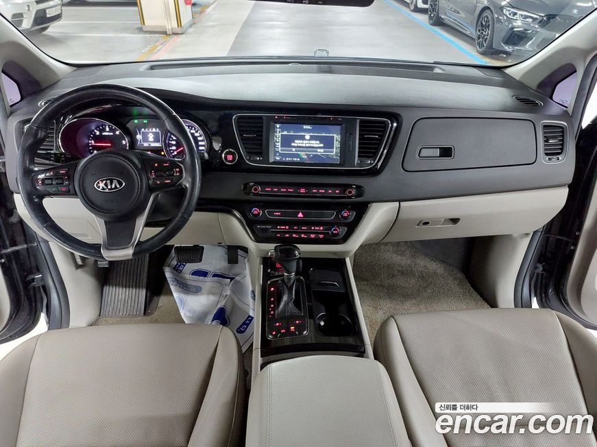 Kia Canival 2016