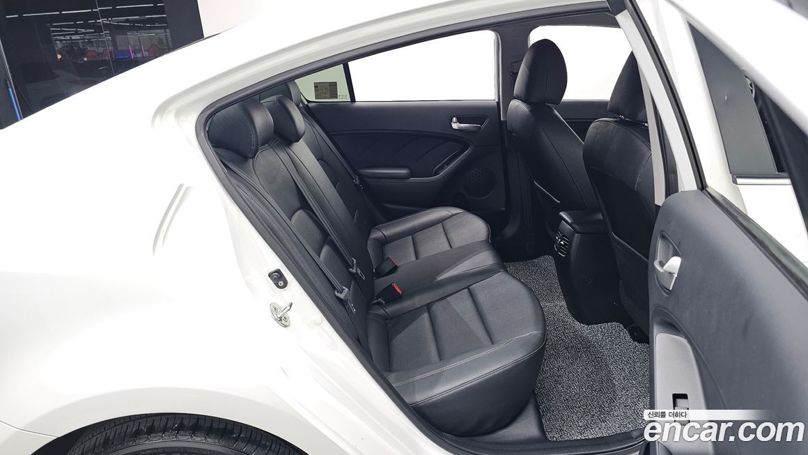 Kia K3 2015