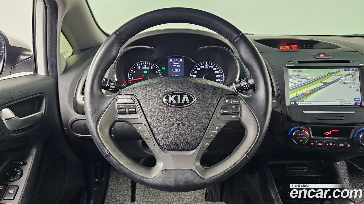 Kia K3 2015