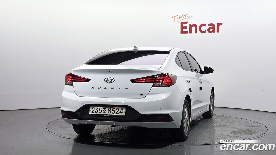 Hyundai AVANTE 2019