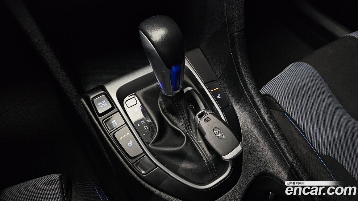 Hyundai Veloster 2018