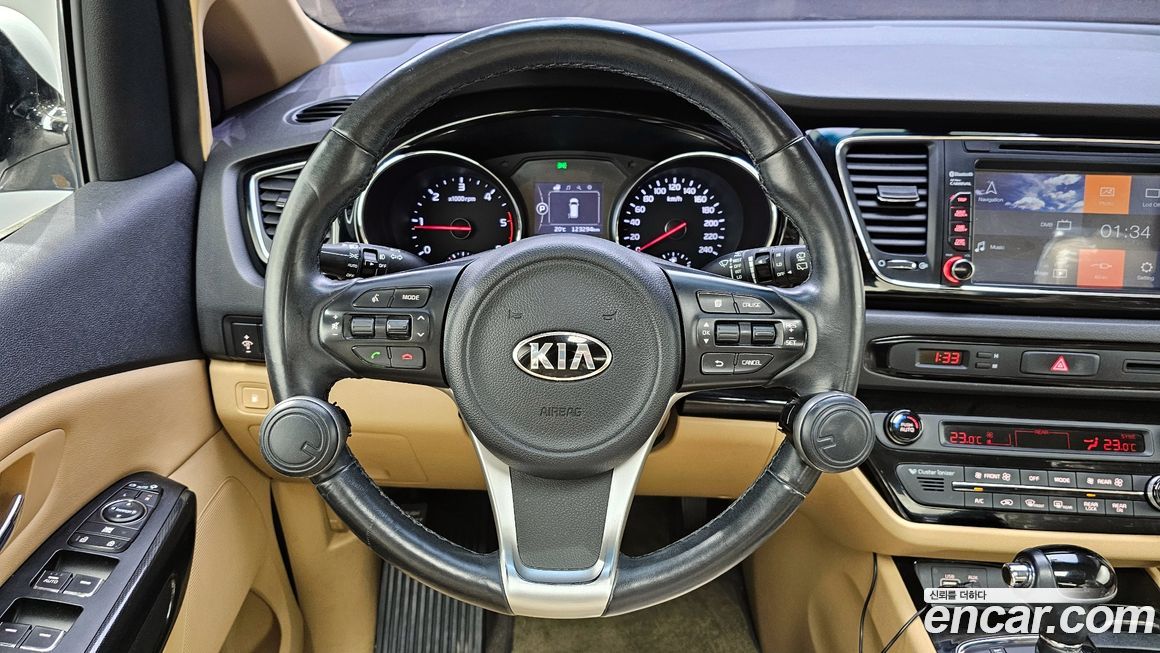 Kia Canival 2016