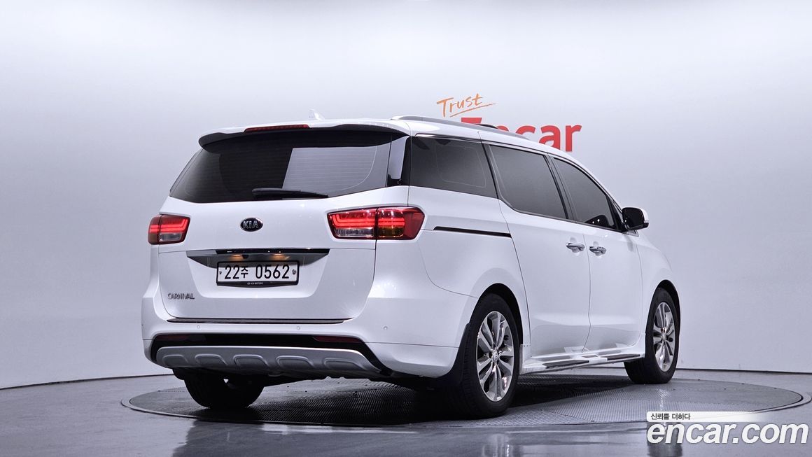Kia Canival 2016