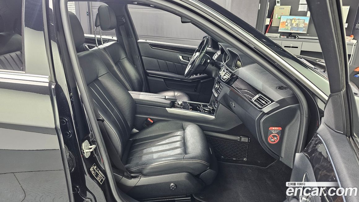 Mercedes-Benz E-Class 2015