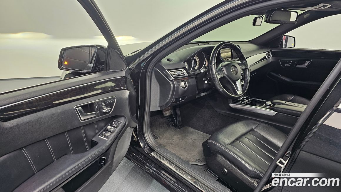 Mercedes-Benz E-Class 2015