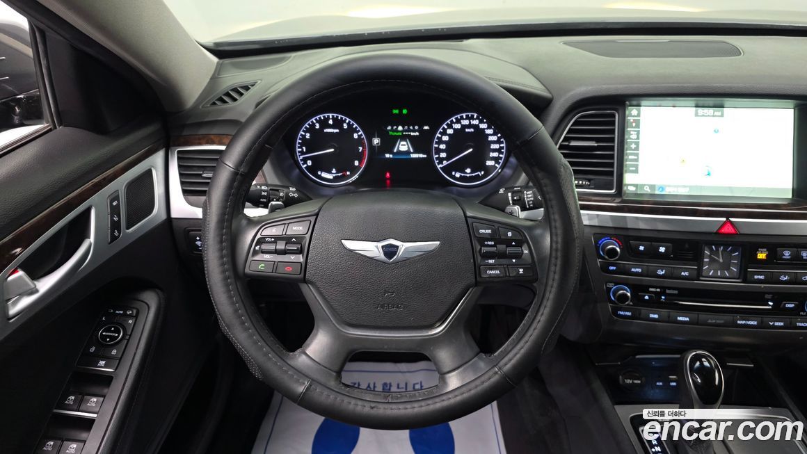 Hyundai Genesis 2016