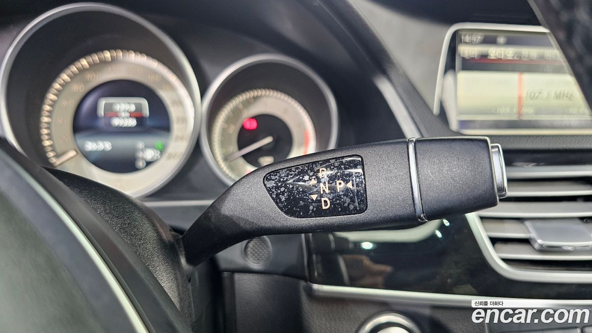 Mercedes-Benz E-Class 2015