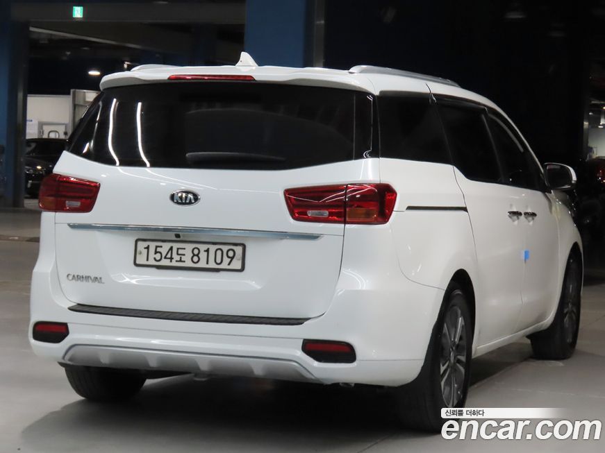 Kia Canival 2019