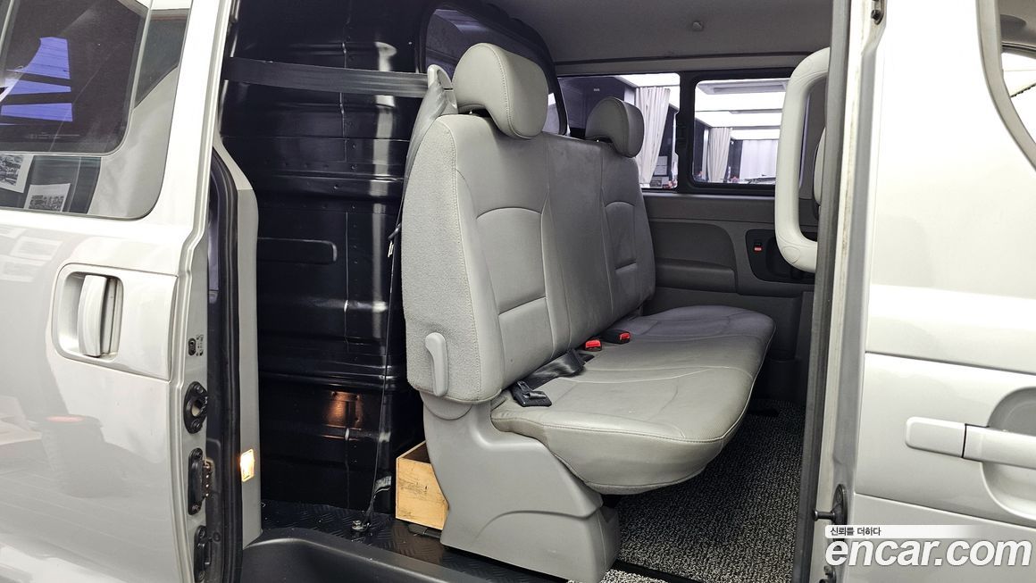 Hyundai Starex 2019