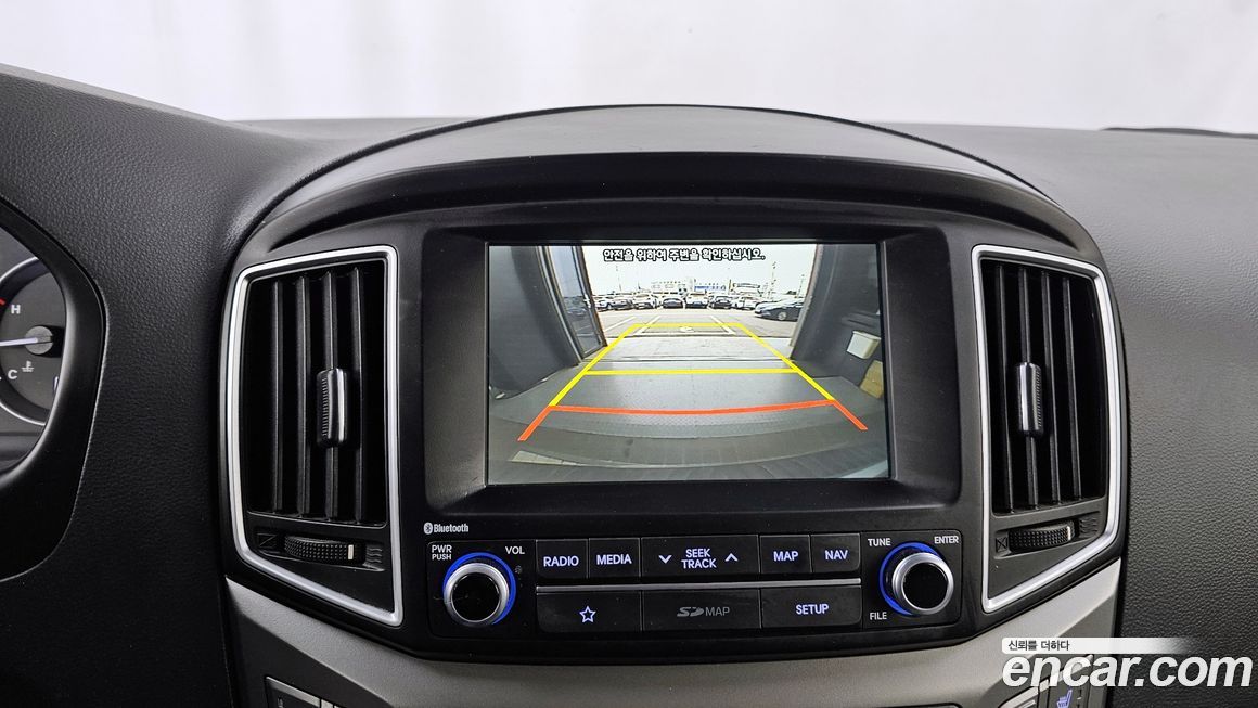 Hyundai Starex 2019
