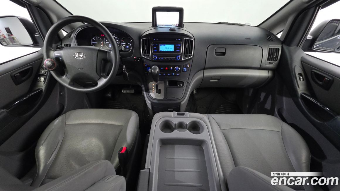 Hyundai Starex 2019